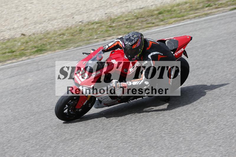 /10 20.04.2026  Pluess Moto Sport ADR/Einsteiger/28